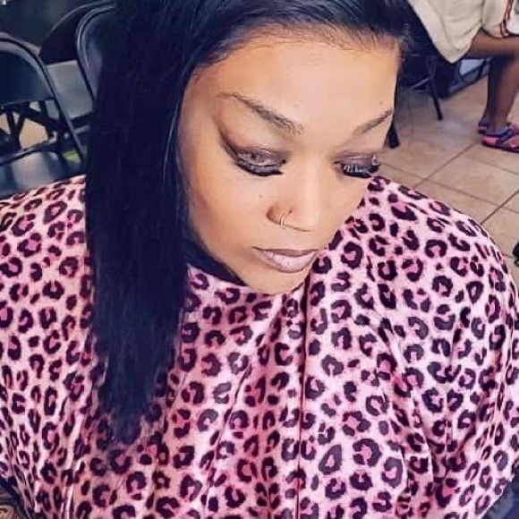 Meet your Posher, Erica - Picture 2 of 2